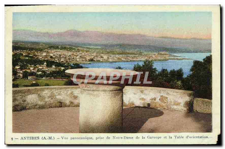 CPA Antibes AM Vue panoramique prise de Notre Dame de la Garoupe et la Table d'orientation