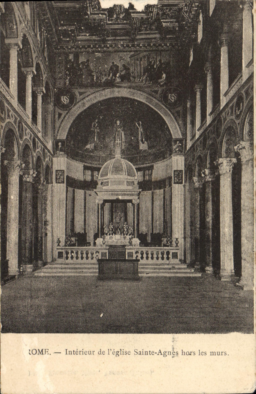 CPA Rome Interieur de l'eglise Sainte Agnes harl les murs 
