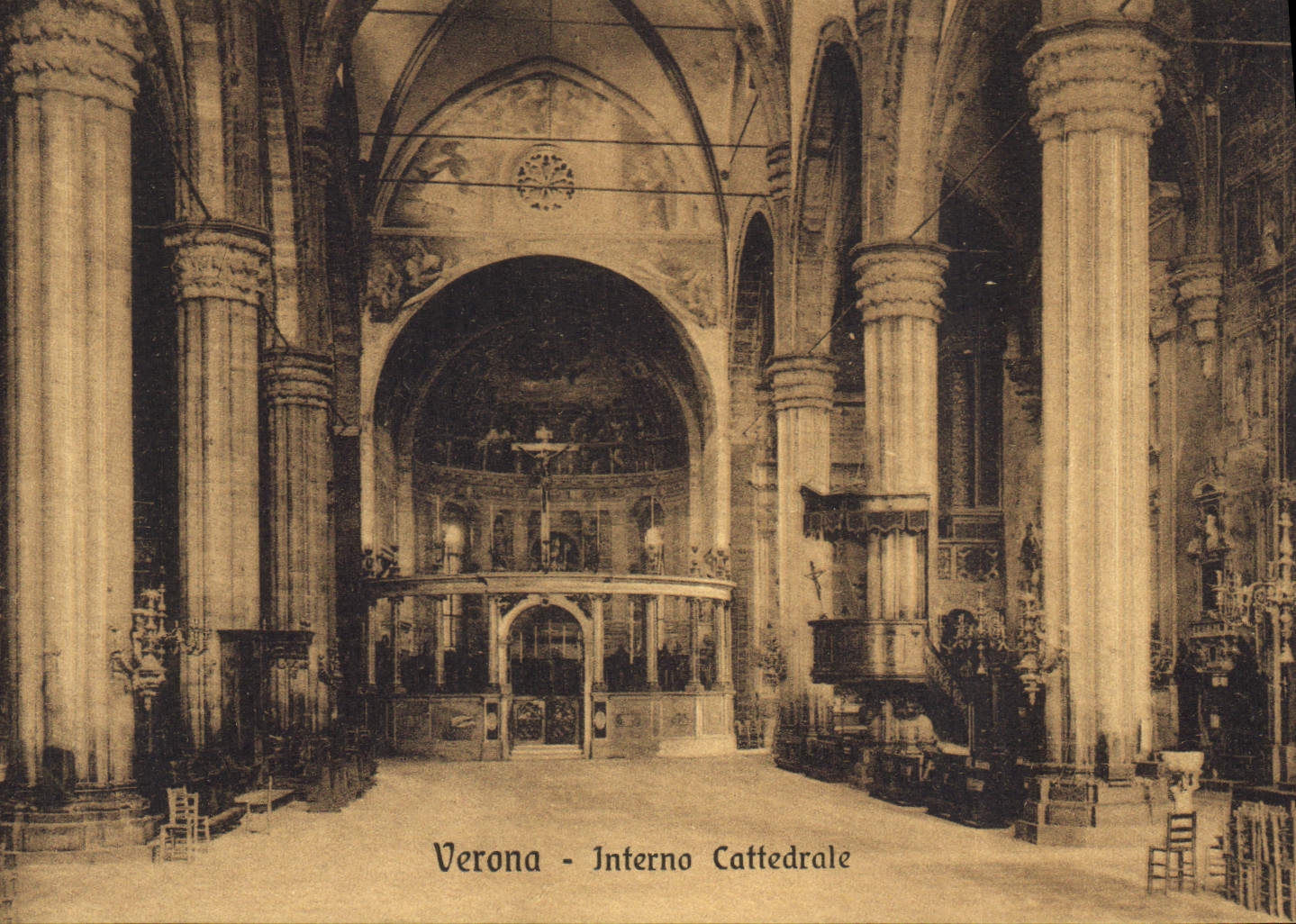 CPA Verona Interno Cattedrale 