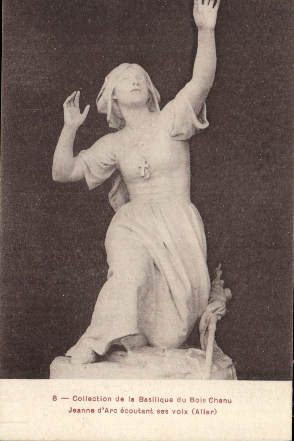 CPA Collection de la Basilique du Bois Chenu Jeanne d'Arc ecoutant ses voix Allar 