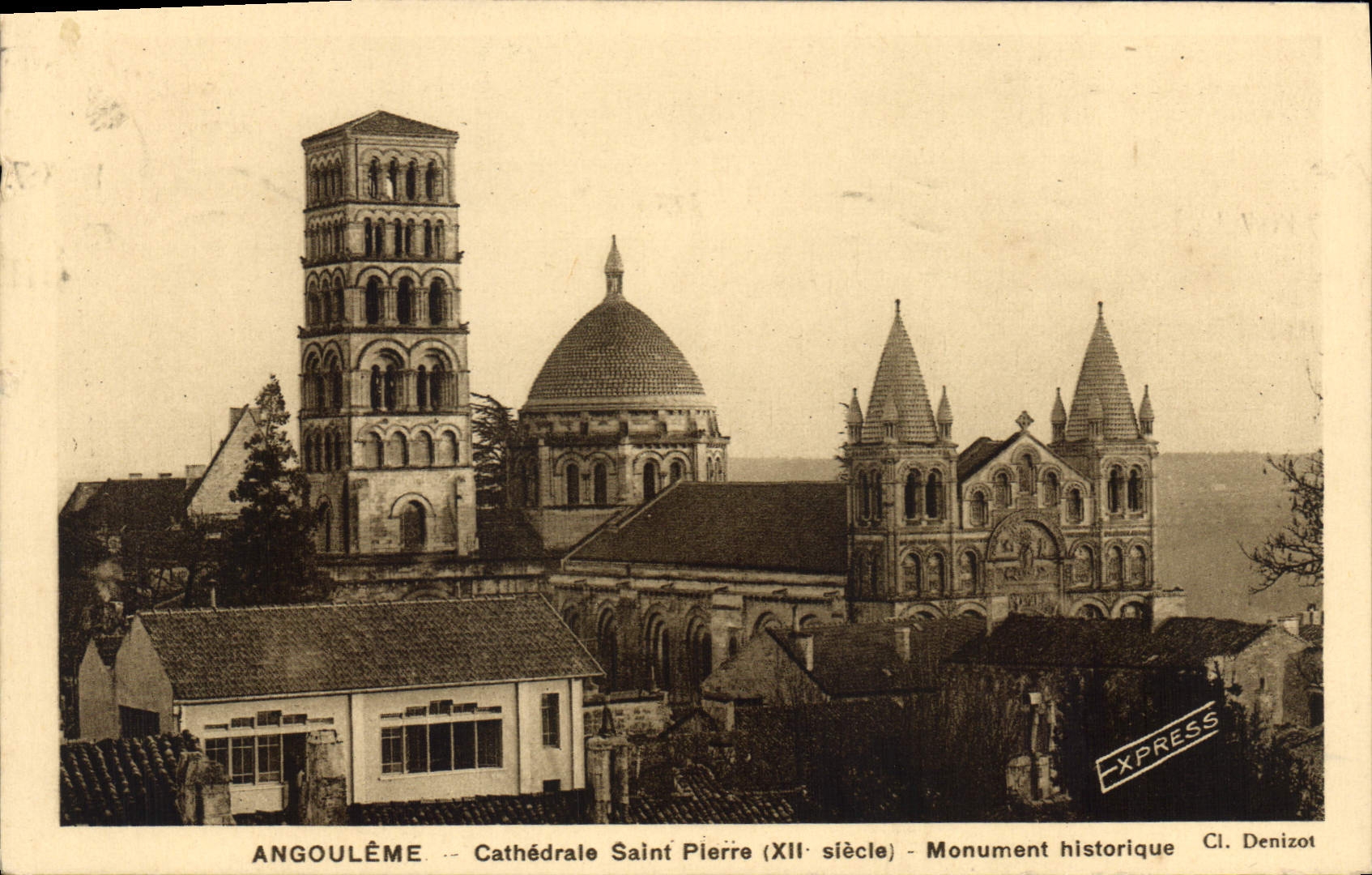 CPA Angouleme Cathedrale Saint Pierre Monument Historique 