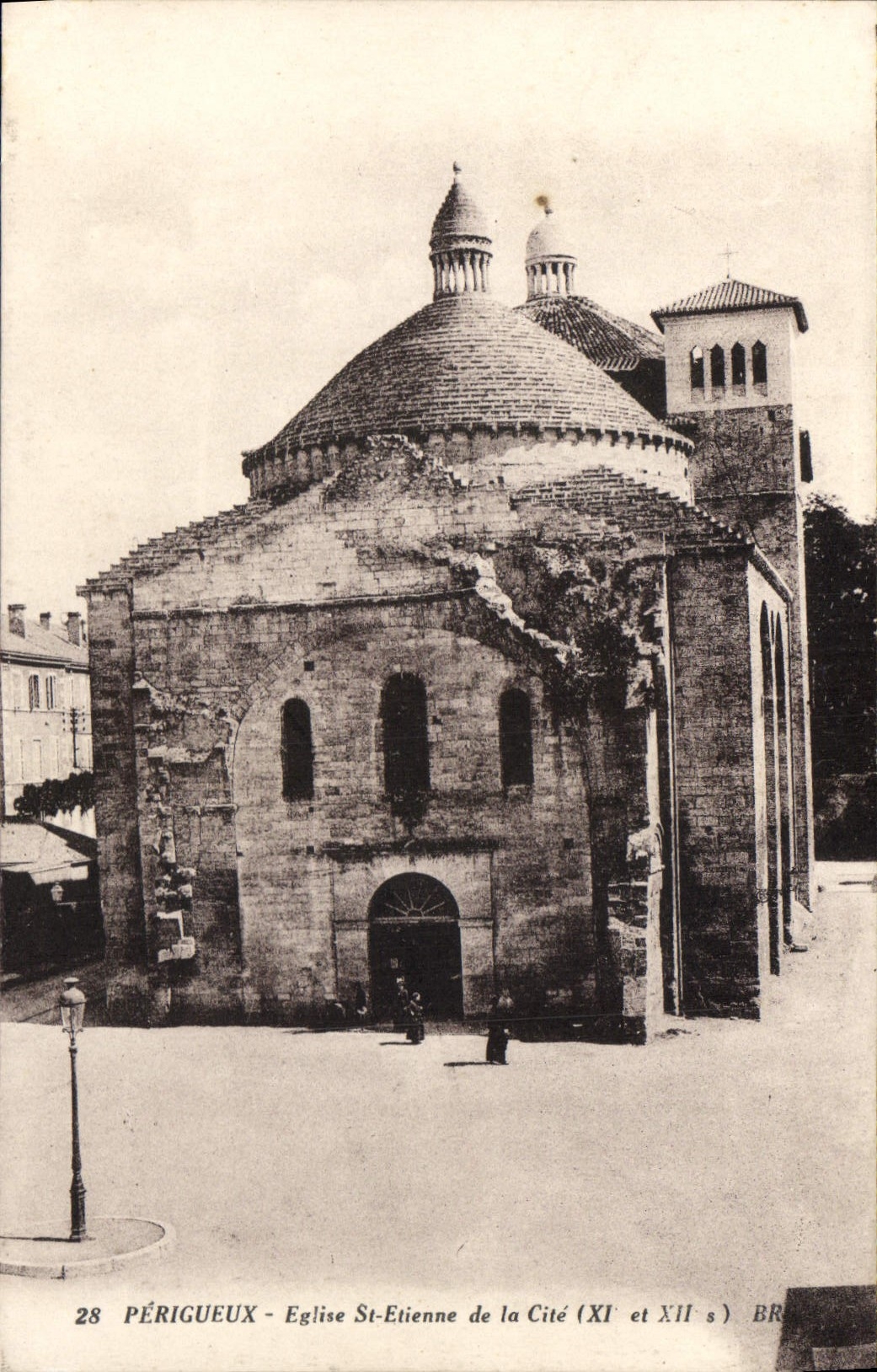 CPA Perigueux Eglise St Etienne de la Cite 