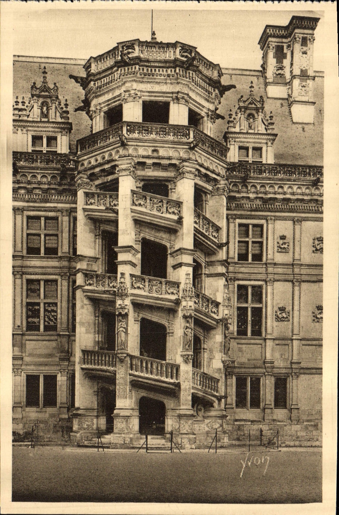 Château de Blois — Escalier François Ier — Édition d'Art YVON