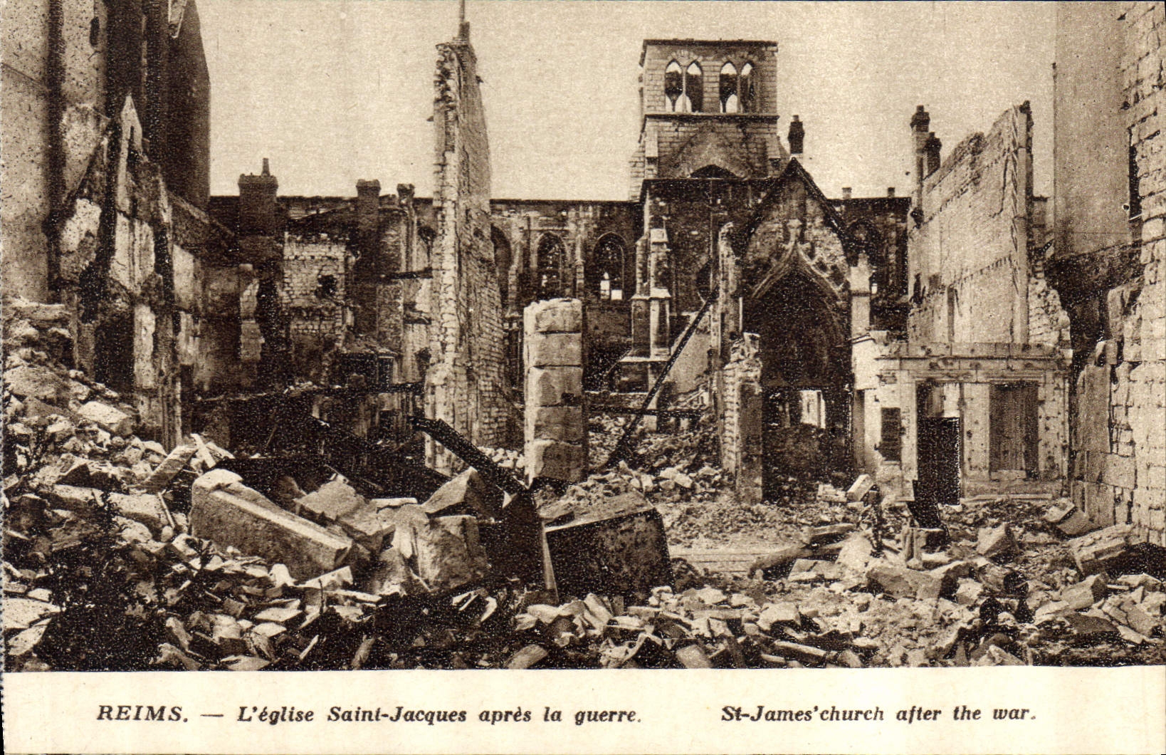 CPA Reims L'Eglise Saint Jacques apres la guerre 