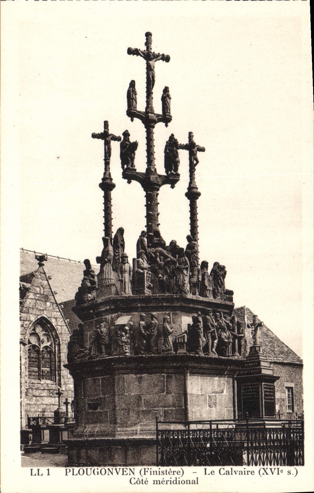 CPA Plougonven Finistere Le Calvaire XVI Cote meridional 