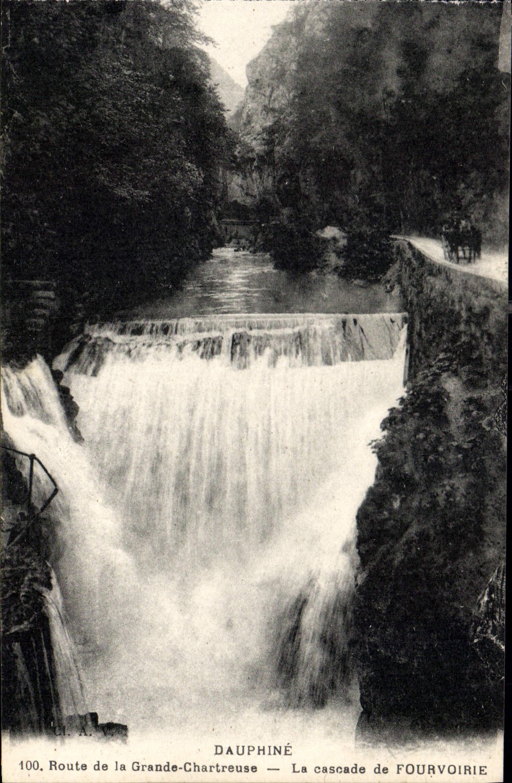 La cascade de Fourvoirie — Route de la Grande-Chartreuse — Dauphiné