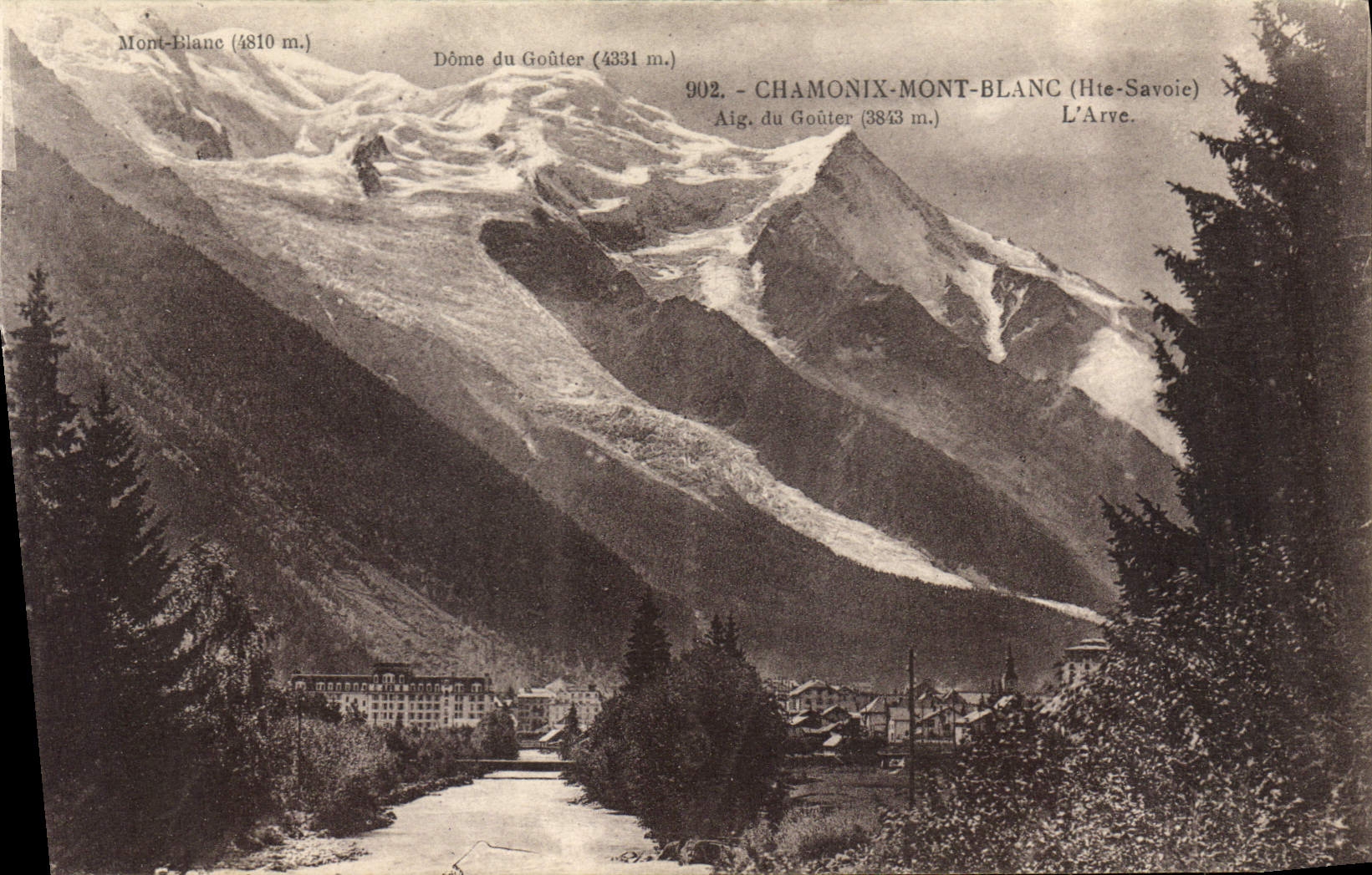 Chamonix-Mont-Blanc (Haute-Savoie) — vue panoramique des montagnes — L. Fauréz, édit. Annemasse (Haute-Savoie) n° 902