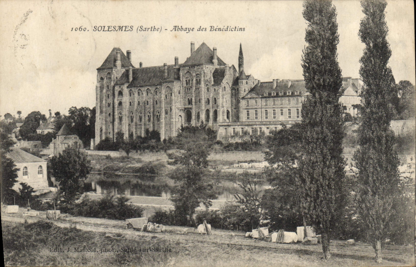 CPA Solesmes Sarthe Abbaye des Benedictins 