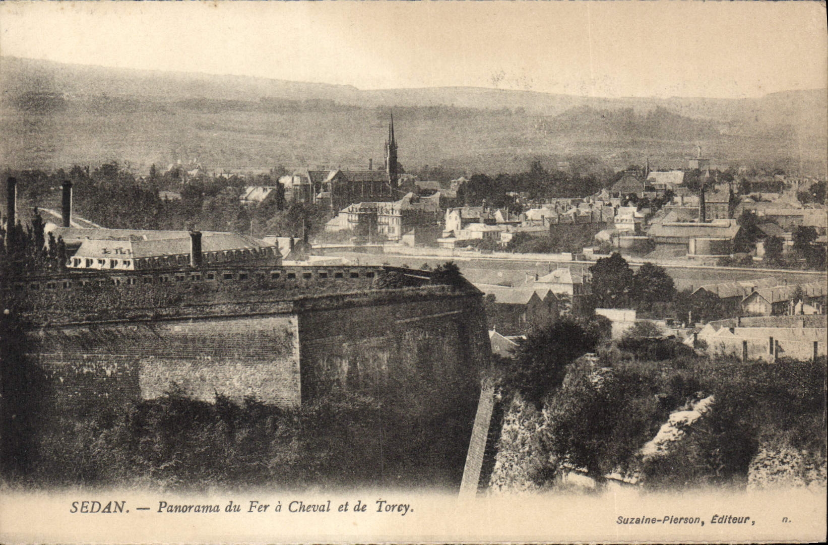 Sedan — Panorama du Fer à Cheval et de Torcy — Suzaine-Pierson, Éditeur, n.