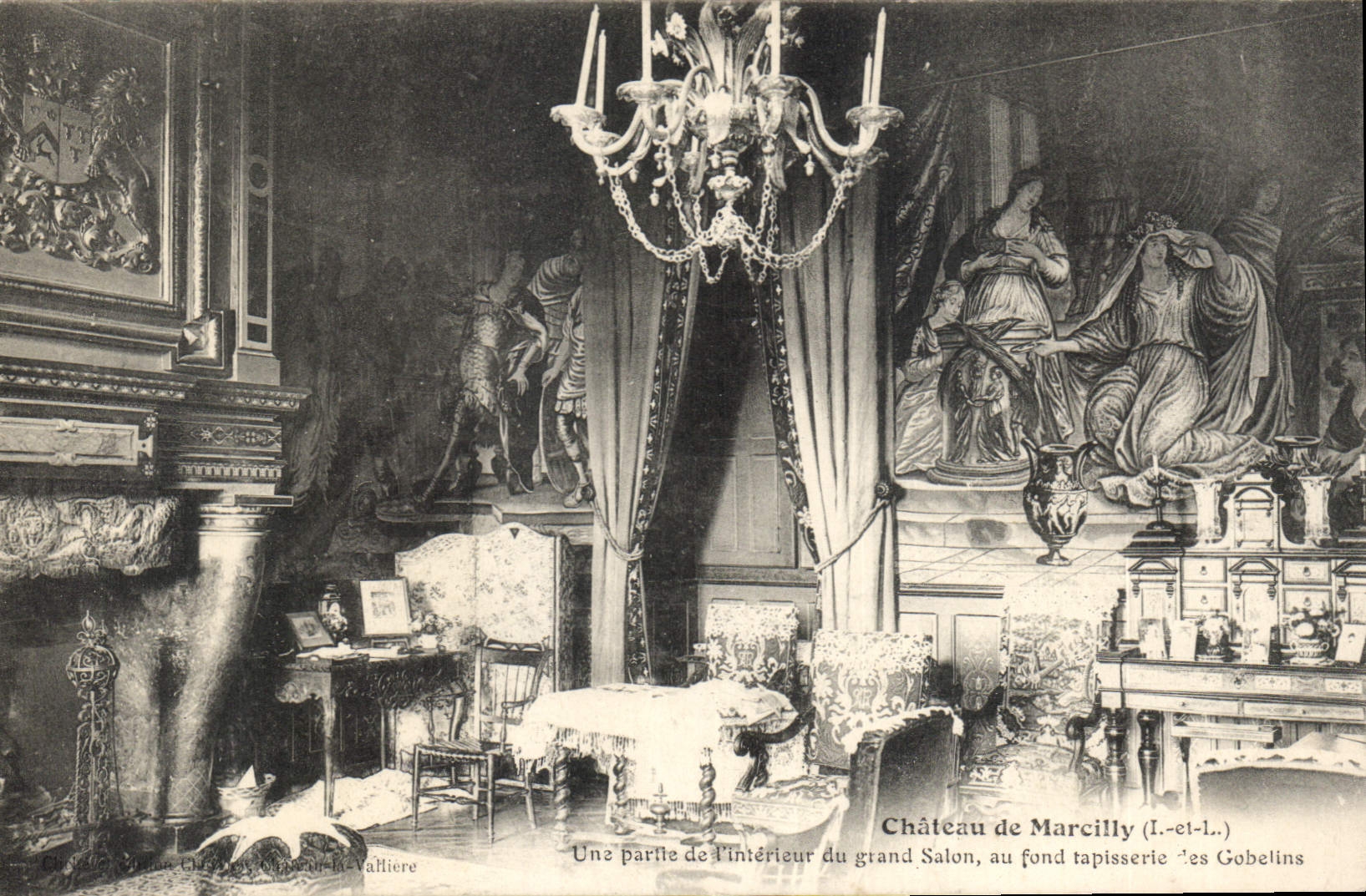 CPA Chateau de Marcilly I et L Une partie de l'interieur du grand Sallon au fond tapisserie les Gobe