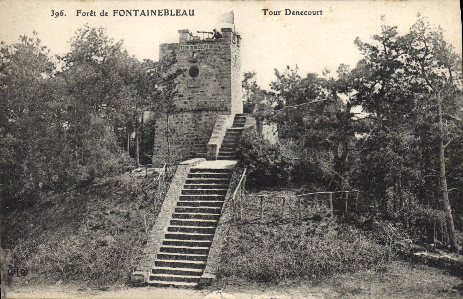 Forêt de FONTAINEBLEAU — Tour Denecourt — Éditeur CPAPHIL, n° 396