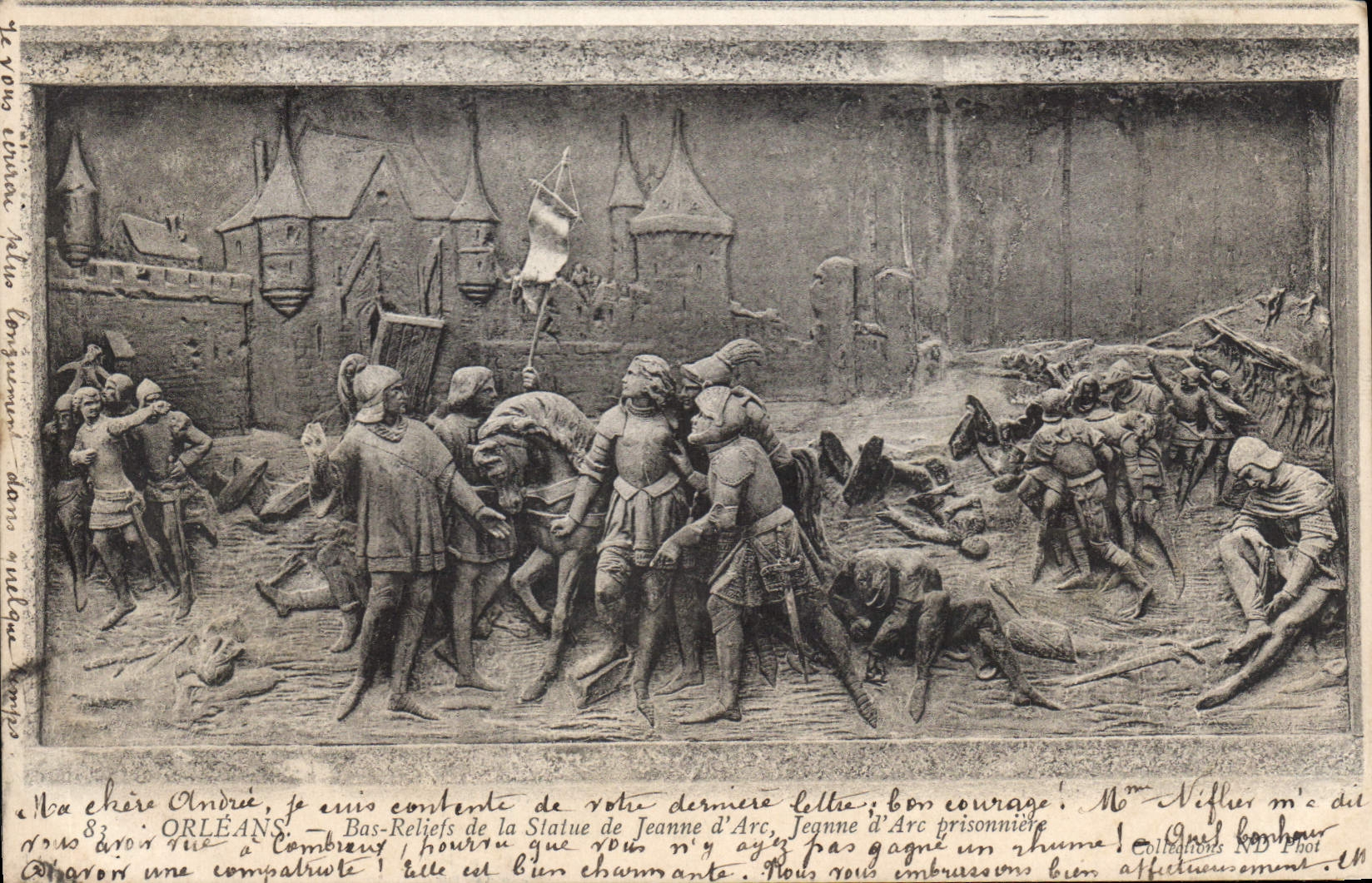 CPA Orleans Bas Reliefs de la Statue de Jeanne d'Arc prisonniere 