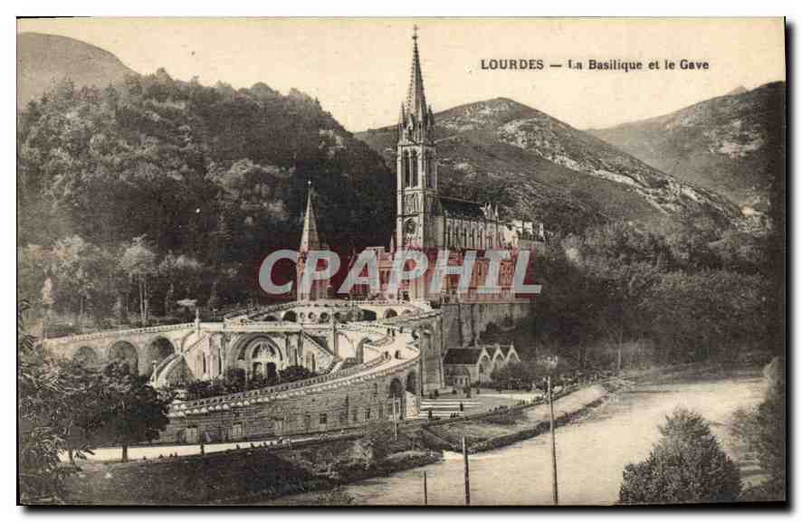 Lourdes — La Basilique et le Gave — CPAPHIL