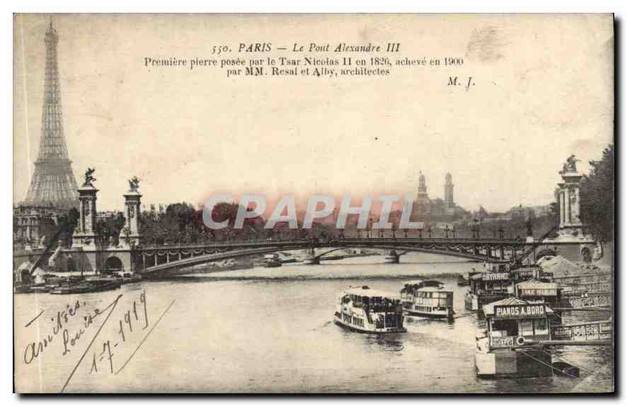 CPA Paris Le Pont Alexandre III Premiere pierre posee par le Tsar Nicolas II Tour Eiffel Bateaux