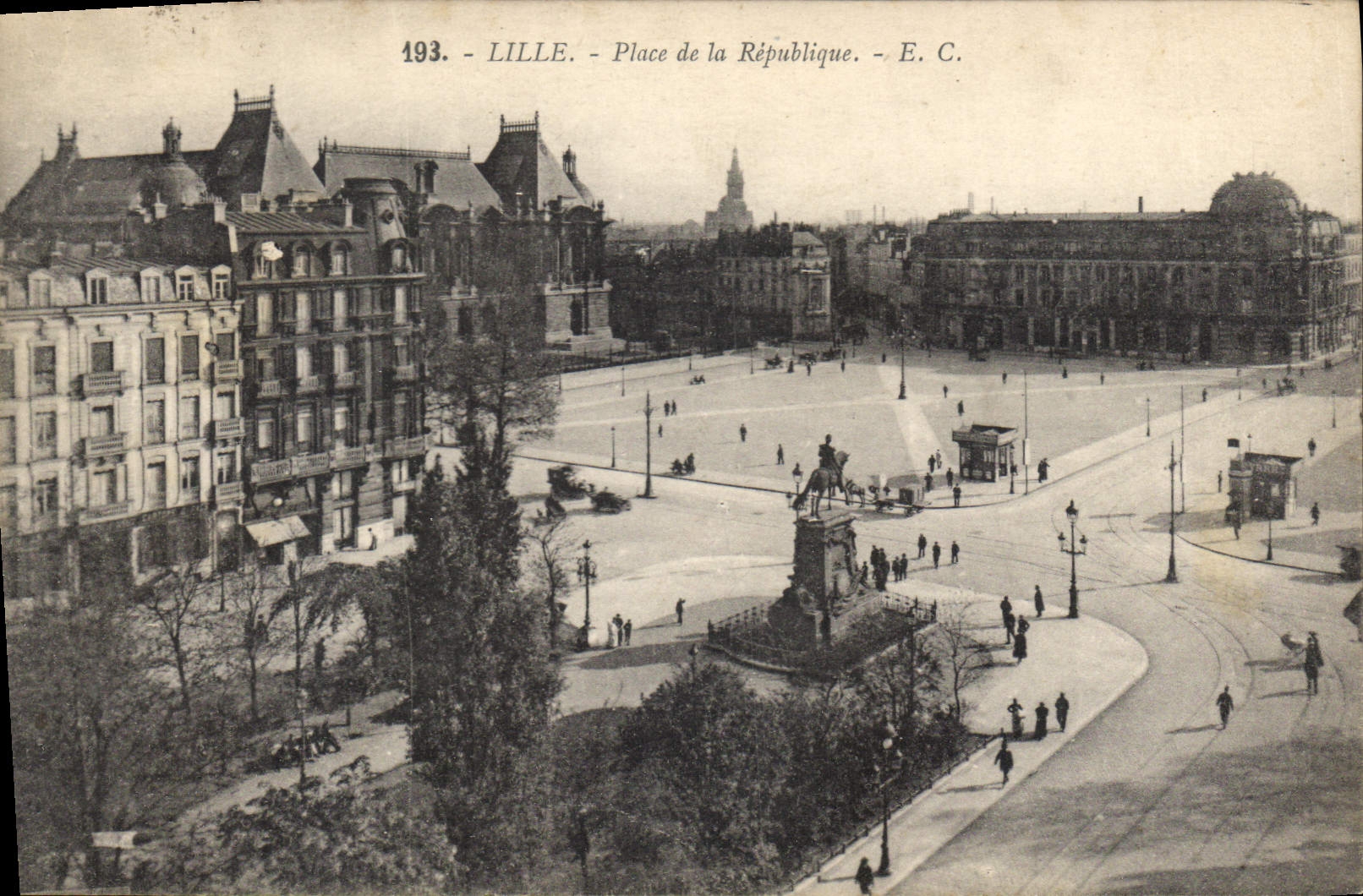 CPA Lille Place de la Republique 