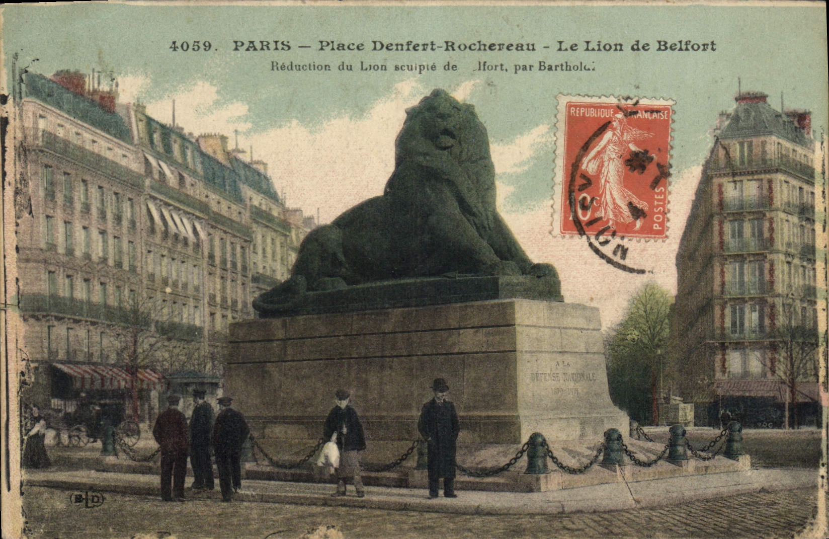 CPA Paris Place Denfert Rochereau Le Lion de Belfort 