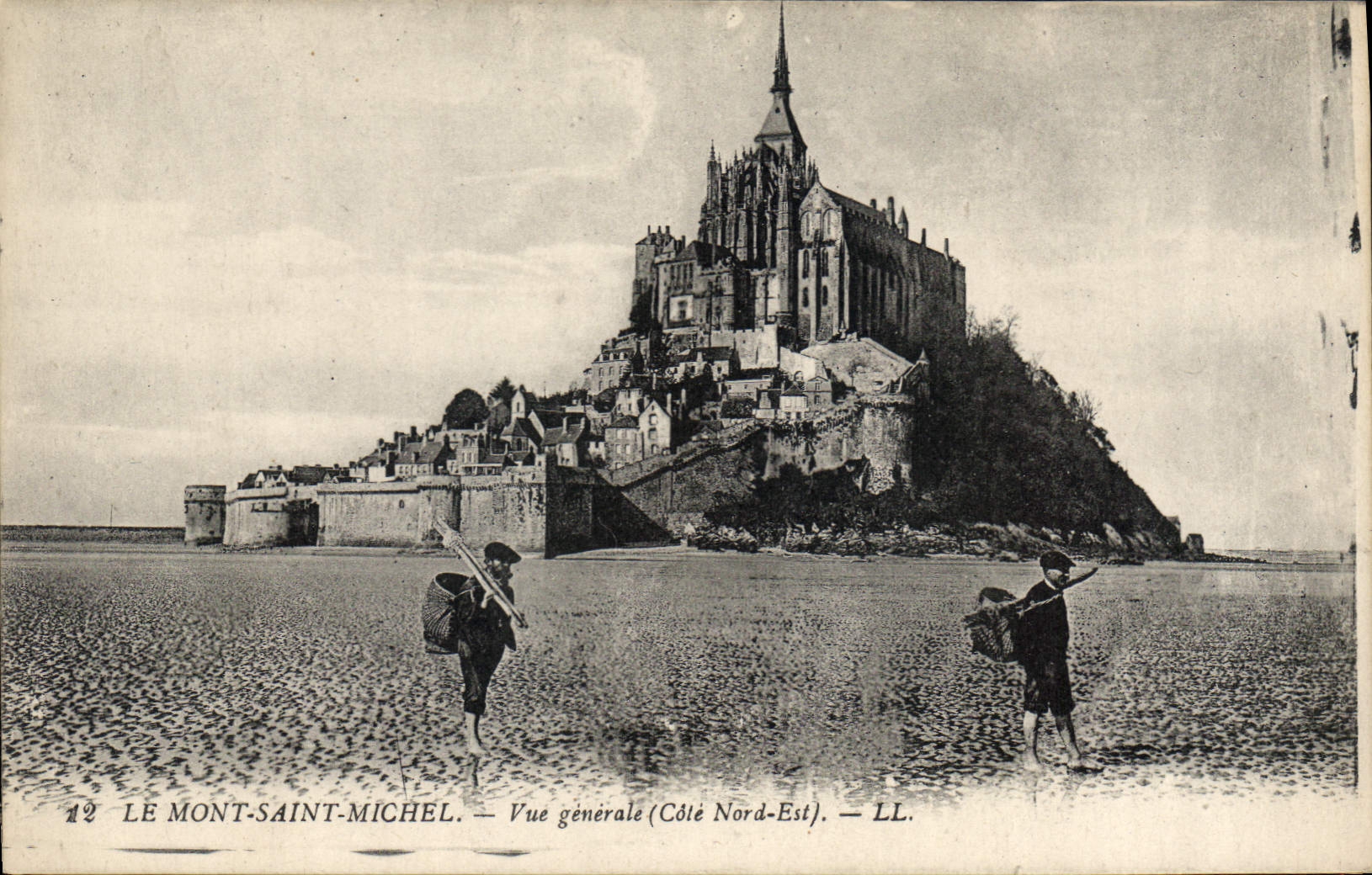 Le Mont-Saint-Michel — Vue générale (Côté Nord-Est) — LL. n°12