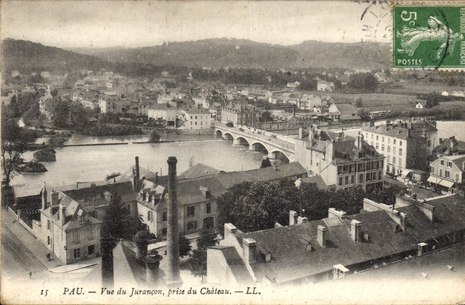 Pau — Vue du Jurançon, prise du Château — LL.