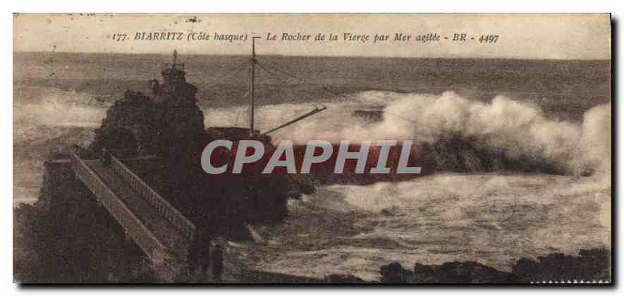 CPA Biarritz Cote Basques Le Rocher de la Vierge par Mer agilee 