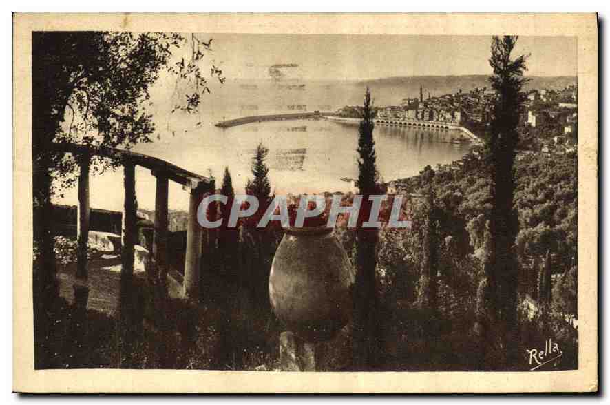 CPA Menton Vue d'ensemble prise de la Frontiere Italienne 