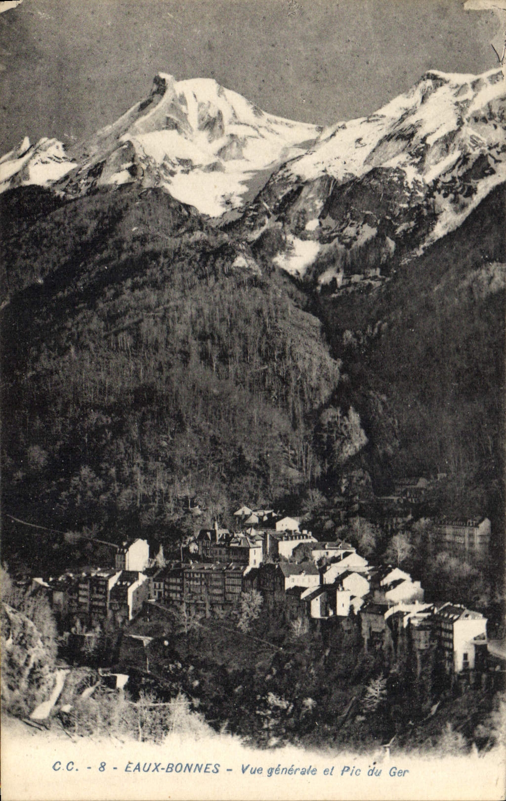 Éaux-Bonnes — Vue générale et Pic du Ger — C.C. - 8