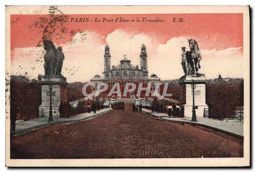 CPA Paris Le Pont d'Iena et le Trocadero 