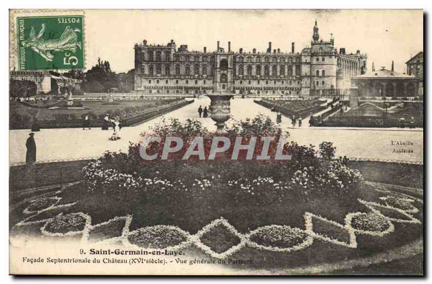 CPA Saint Germain en Laye Facade Septentrionale du Chateau Vue generale du Partierre 