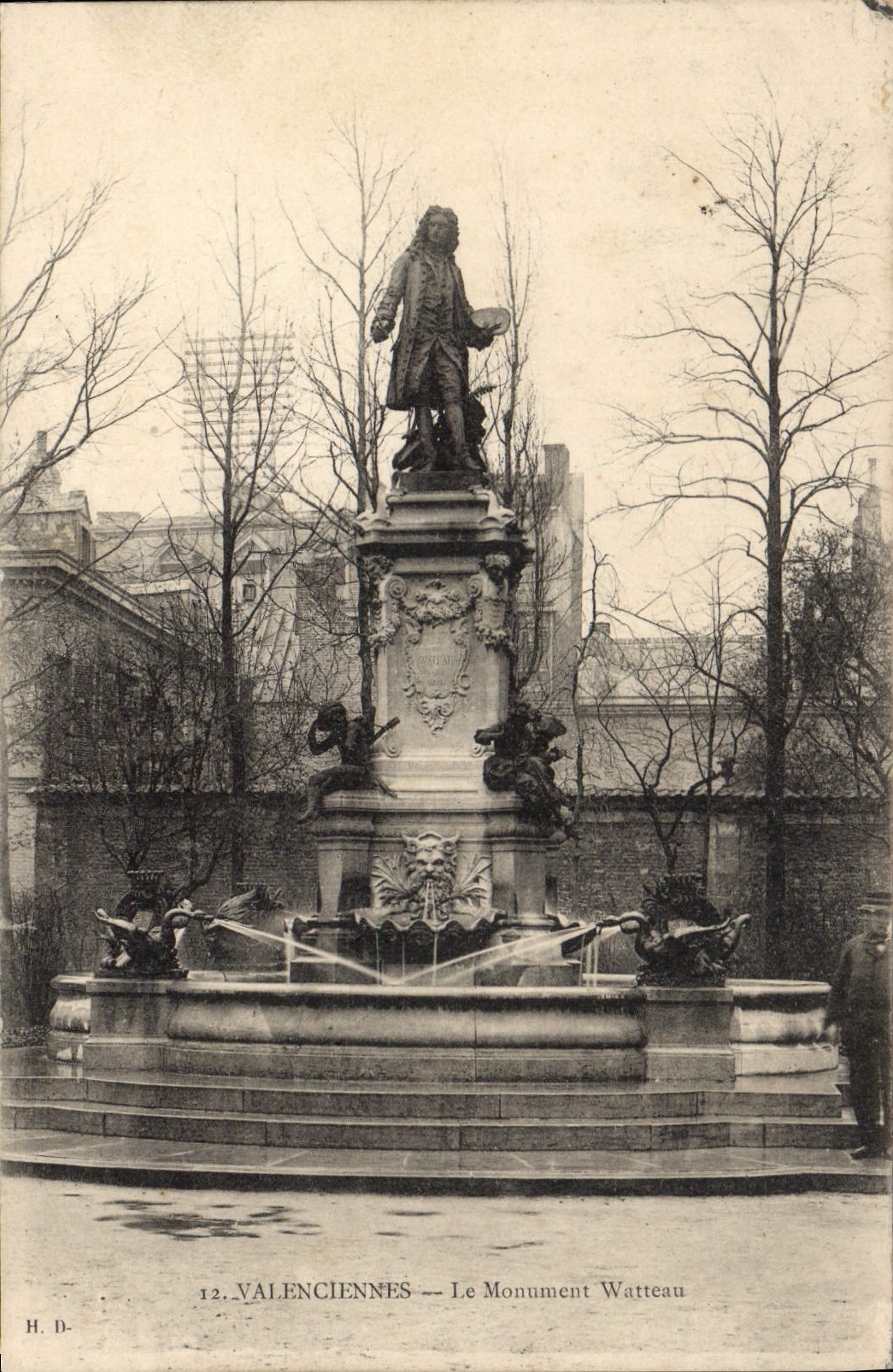 Valenciennes — Le Monument Watteau — H. D. n°12