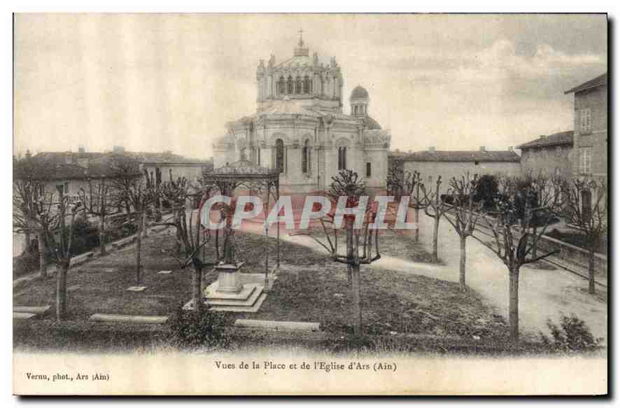 Vues de la Place et de l'Église d'Ars (Ain) — Vernu, phot. Ars (Ain)