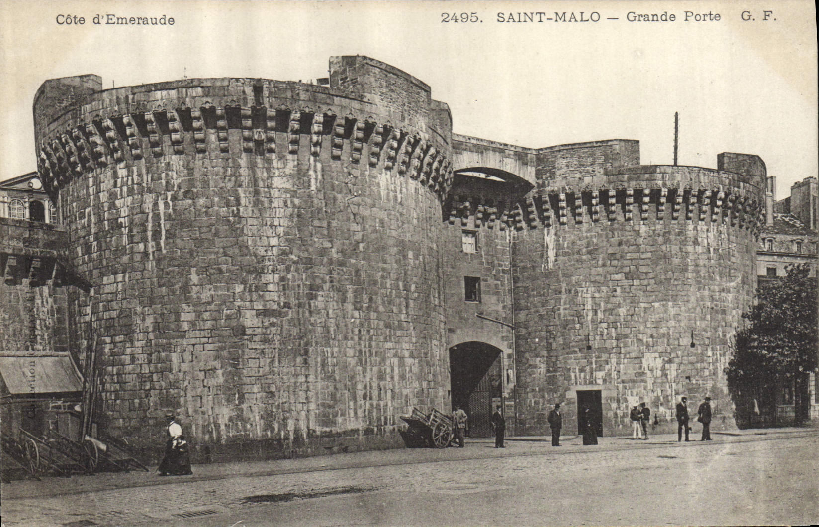 Saint-Malo — Grande Porte — Côte d'Emeraude — G.F. n°2495