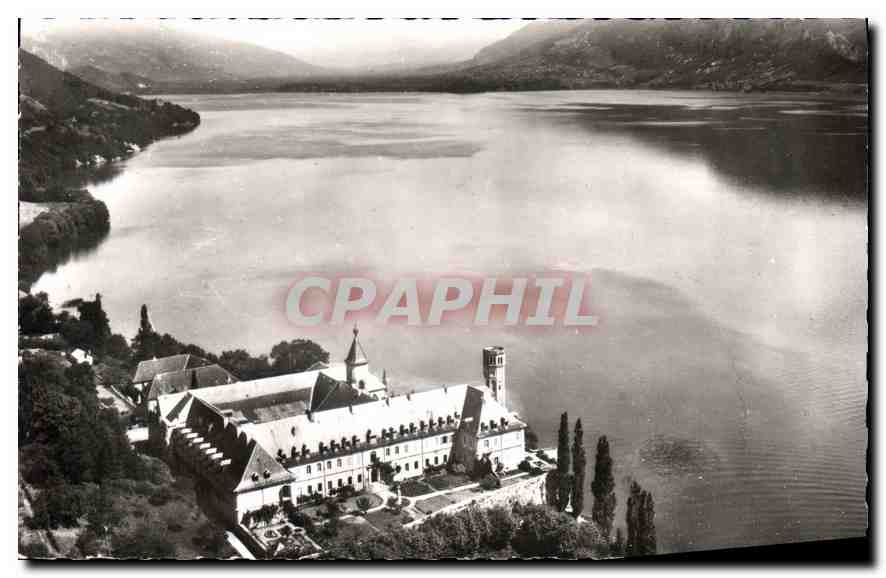CPA L'Abbaye d'Hautecombe et le Lac du Bourget Savoie 