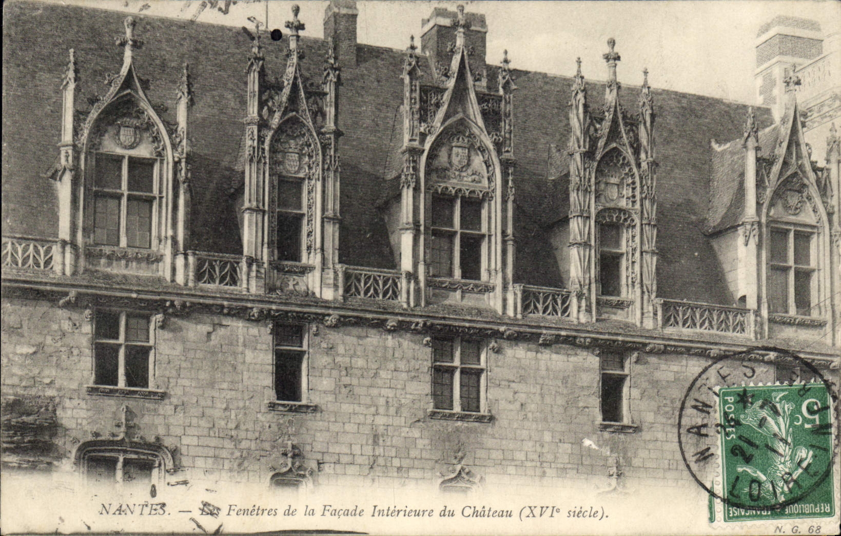 CPA Nantes Fenetres de la Facade Interieur du Chateau 