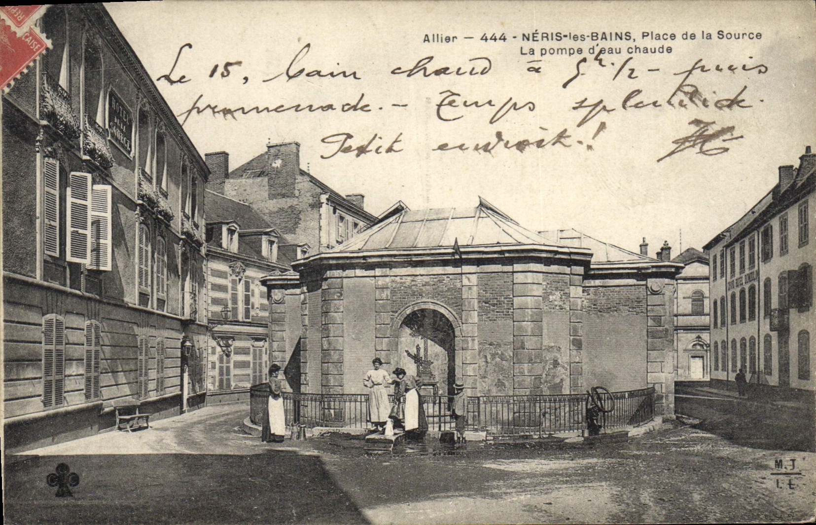 CPA Neris les Bains Place de la Source La pompe d'eau chaude 
