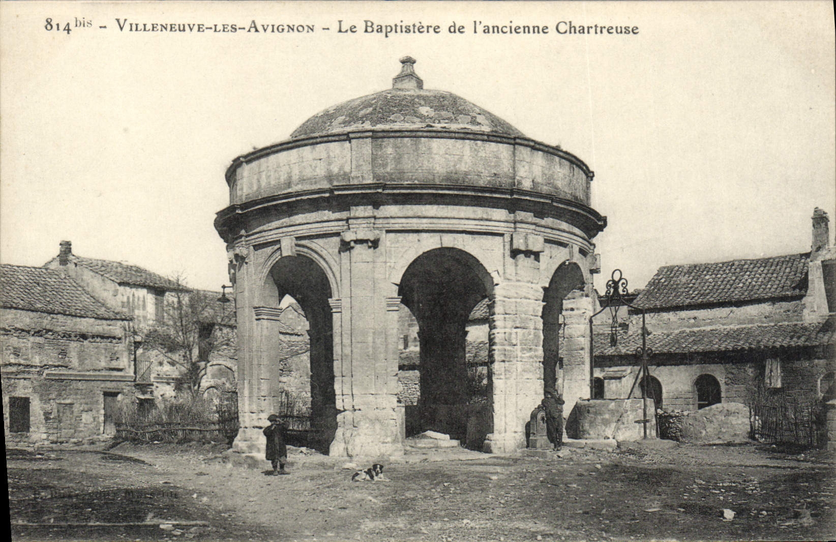CPA Villeneuve les Avignon Le Baptistere de l'ancienne Chartreuse 