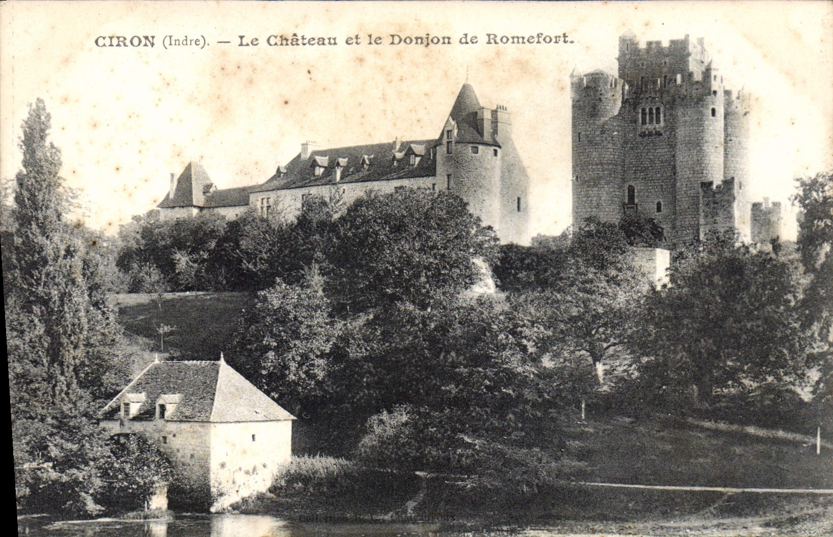CPA Ciron Indre Le Chateau et le Donjon de Romefort 