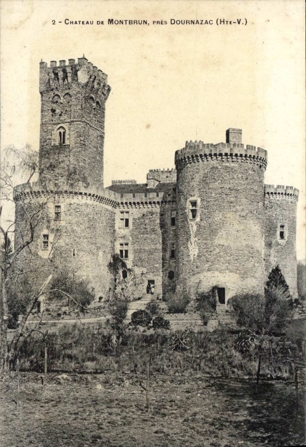 CPA Chateau de Montbrun pres Dournazac Hte V 