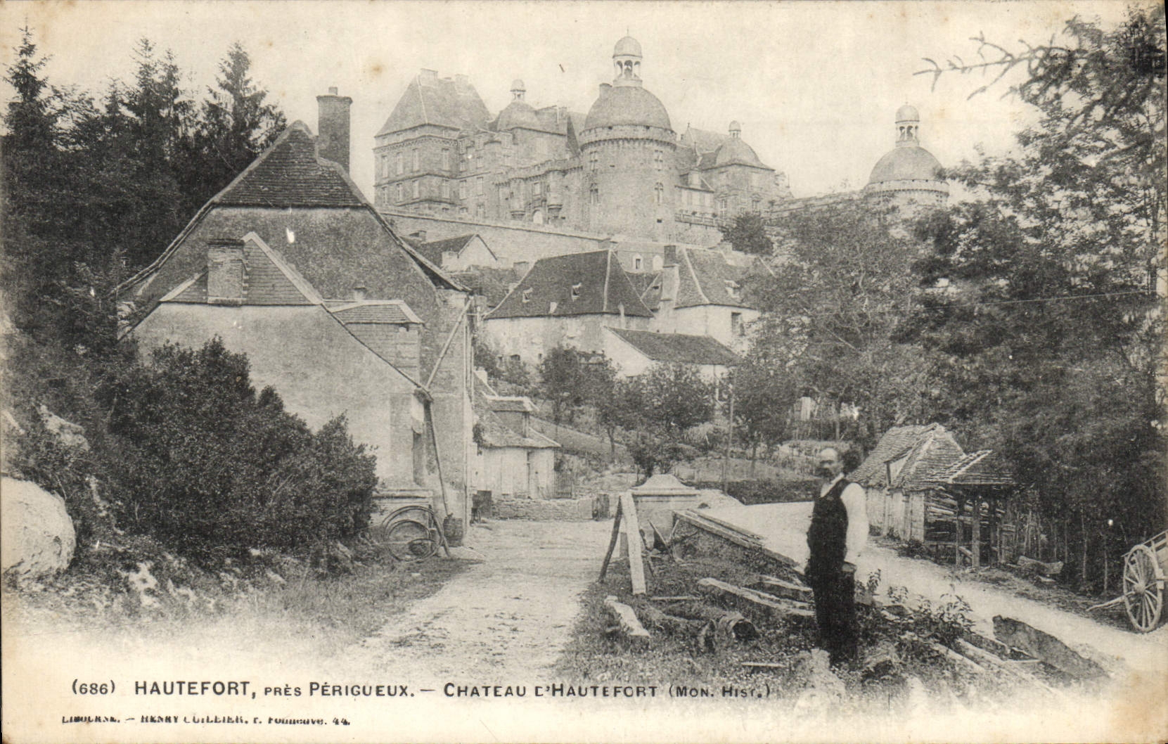 Hautefort, près Périgueux — Château d'Hautefort (Mon. Hist.) — Henry Cullier, F. Pogueuva, 46