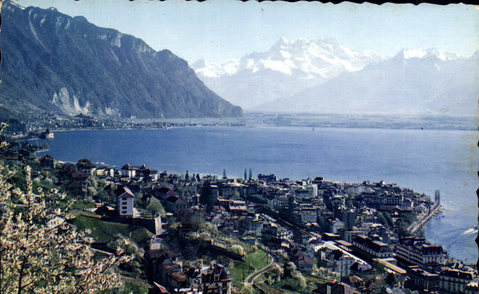CPA Montreux vue generale et les Donts du Midi 