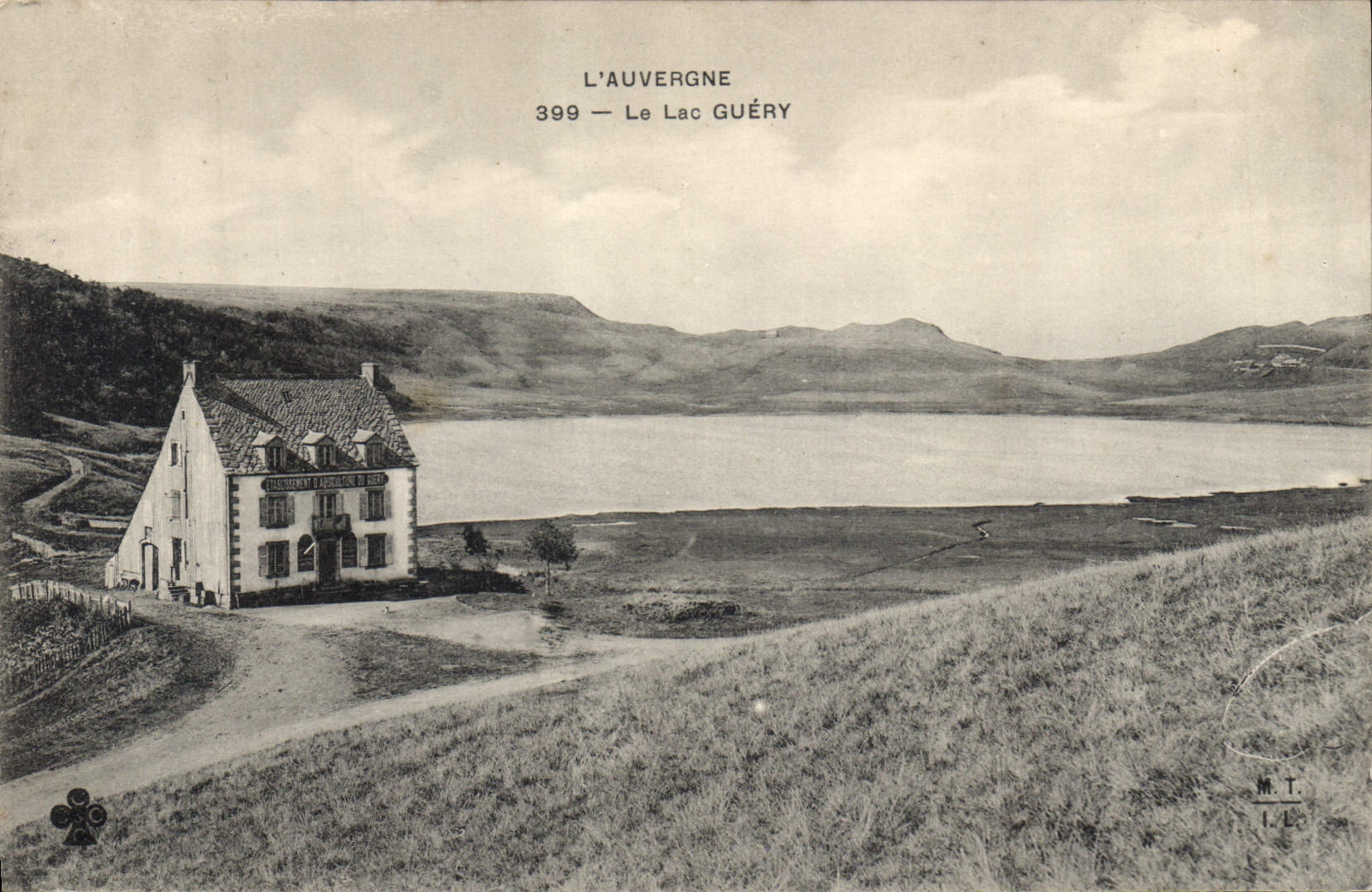 CPA L'Auvergne le Lac Guery 
