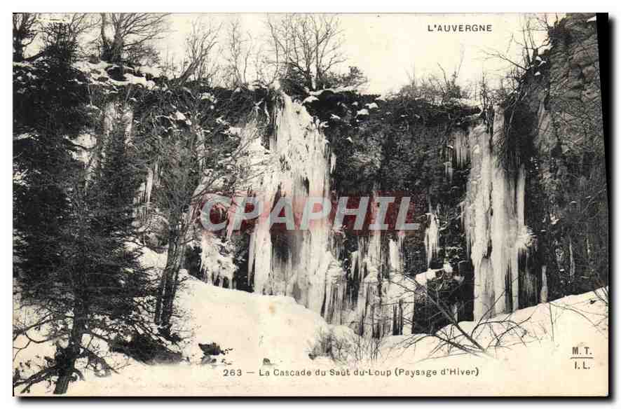CPA L'Auvergne la Cascade du Saut du Loup Paysage d'Hiver 