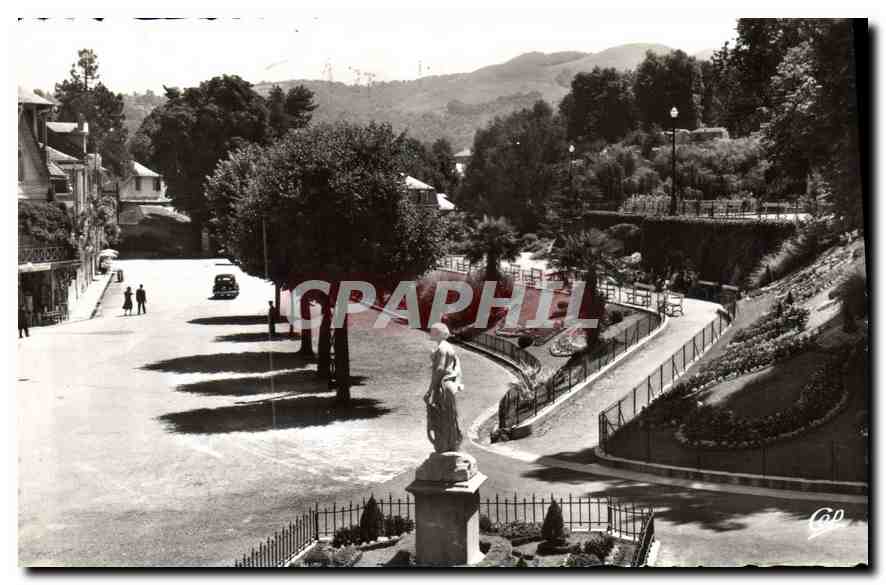 Bagnères-de-Bigorre — Les Jardins des Thermes — CPAPHIL