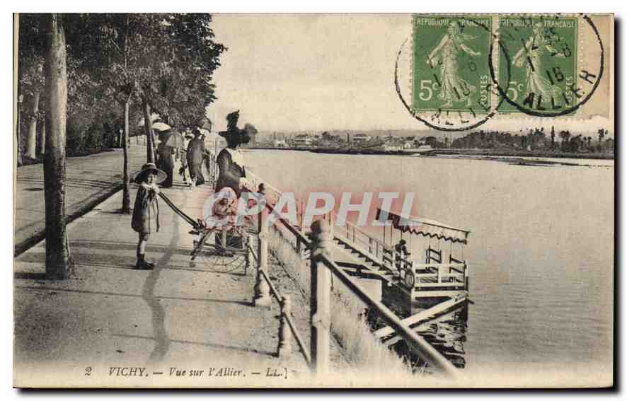 CPA Vichy Vue sur l'Allier 