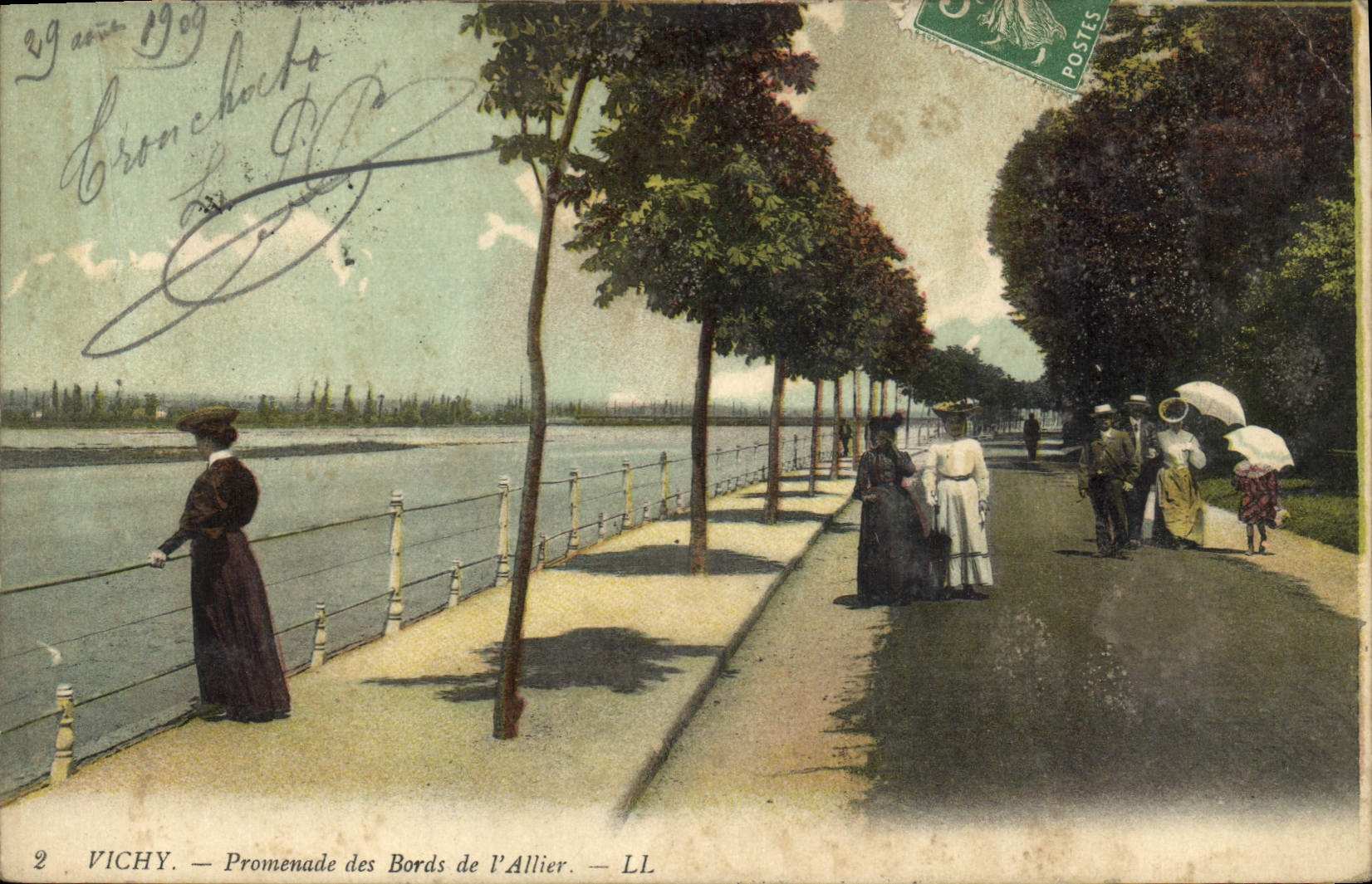 Antike Ansichtskarte Vichy Promenade des Bords de l'Allier