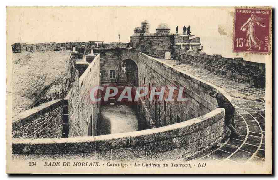 CPA Rade de Morlaix Carantee Le Chateau du Taureau 