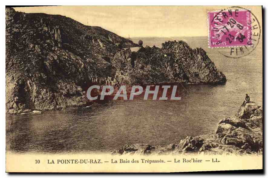 CPA La Pointe du Raz La Baic des Trepasses Le Rochier 