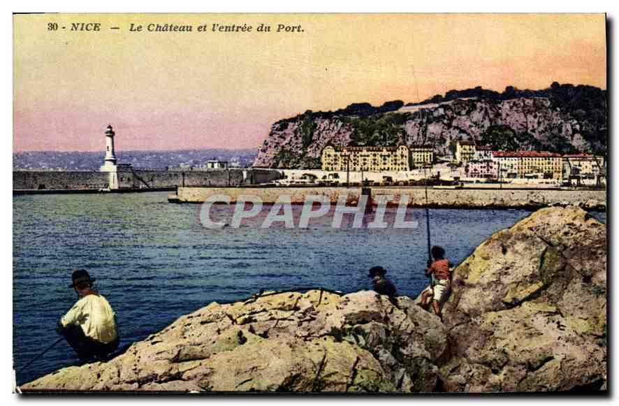 CPA Nice Le Chateau et l'entree du Port 