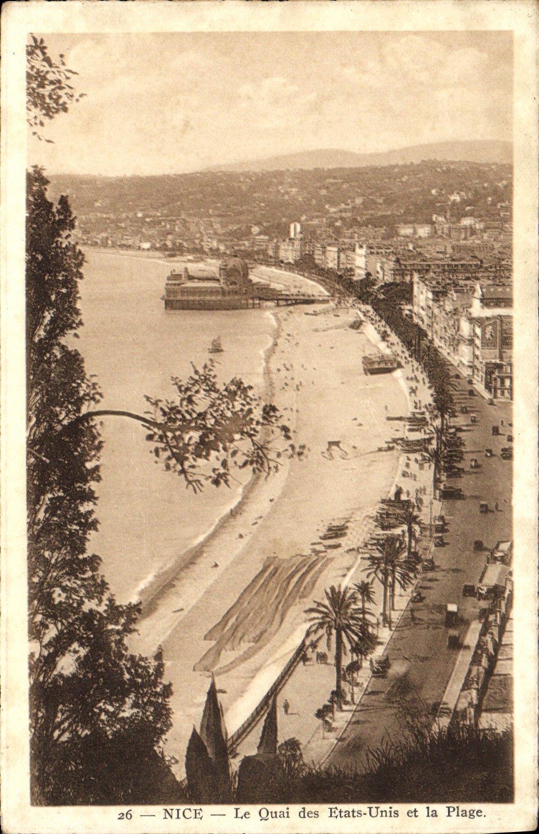CPA Nice Le Quai des Etans Unis et la Plage 