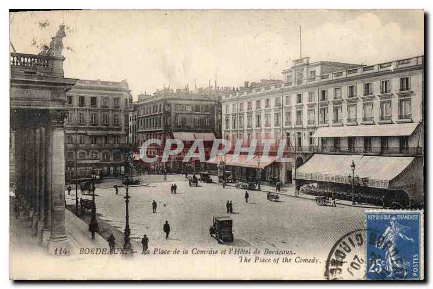 CPA Bordeaux La Place de la l'Hotel de Bordeaux 