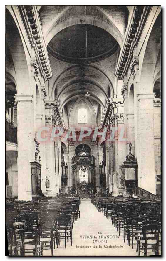 CPA Vitry le Francois Marne Interieur de la Cathedrale 