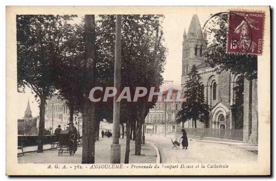Angoulême - Promenade du Champ D'ais et la Cathédrale — A.G.A. 782